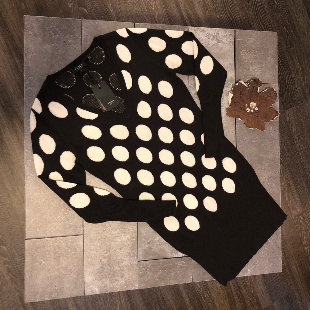 2[Yuka Paris] Polka dot dark brown sweater